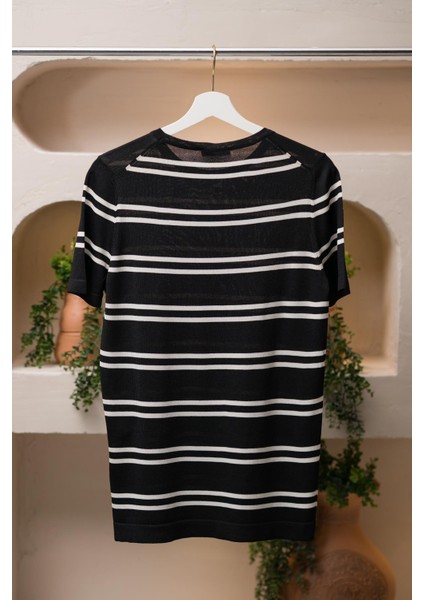 Bisiklet Yaka Çizgili Rayon Kumaş Slimfit T-Shirt