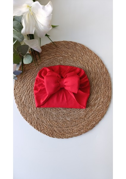 Düz Renk %100 Pamuk Penye Çift Kat Fiyonklu Bebek Bonesi 0-12 Ay