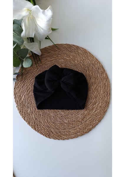 Düz Renk %100 Pamuk Penye Çift Kat Fiyonklu Bebek Bonesi 0-12 Ay