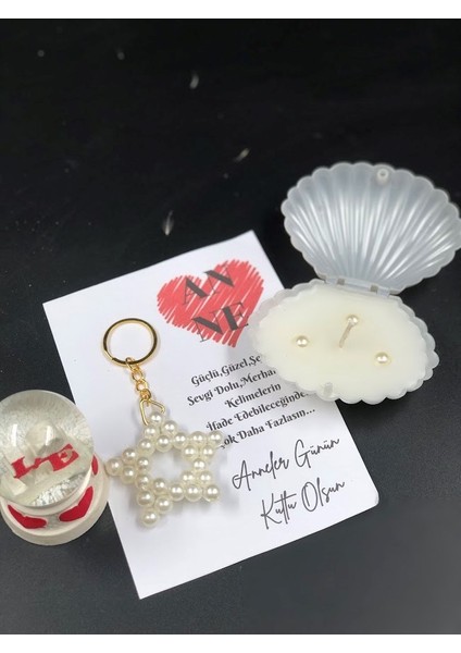 Anneler Günü Hediye Seti Küre Mum ve Inci Anahtarlık Annem Sen Benim En Değerli Incimsin modelleri