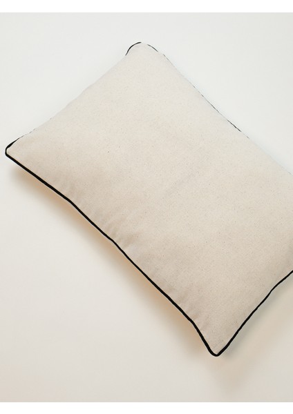 MINIMAL EDGE - Şerit Biye Fitilli Dikdörtgen Kırlent Kılıfı - Siyah modelleri