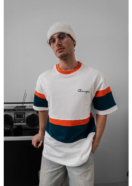 Takım Arma Nakışlı Oversize T-Shirt