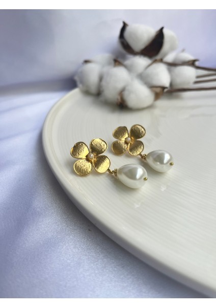 Çiçek Inci Taşlı Gold Küpe