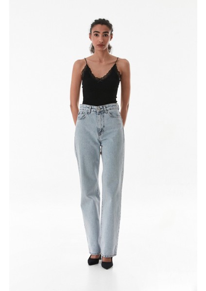 Fitilli Dantelli Kurdele Detaylı Çıtçıtlı Body fiyatları