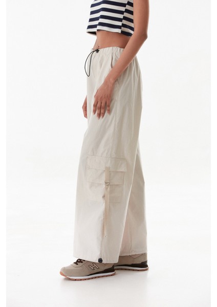 Beli Lastikli Kargo Cepli Stoperli Paraşüt Kumaş Pantolon fırsatları