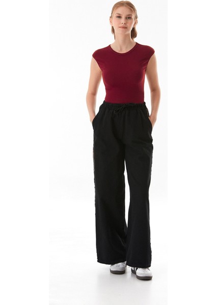 Beli Bağlamalı Yanları Şeritli Wide Leg Jean fırsatları