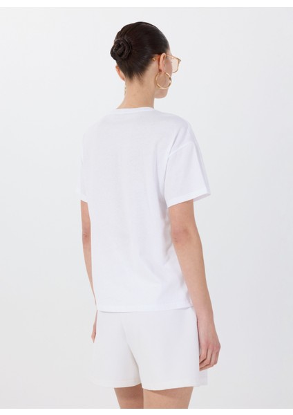 Bisiklet Yaka Baskılı Beyaz Kadın T-Shirt F5SL-TST0437 indirimleri