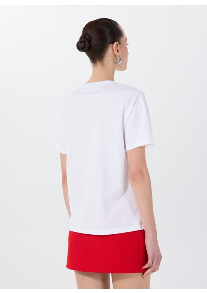 Bisiklet Yaka Baskılı Beyaz Kadın T-Shirt F5SL-TST0467 modelleri