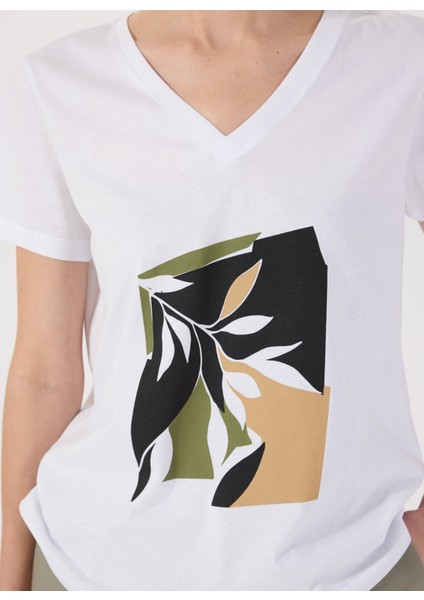 V Yaka Baskılı Beyaz Kadın T-Shirt F5SL-TST0455 fırsatları