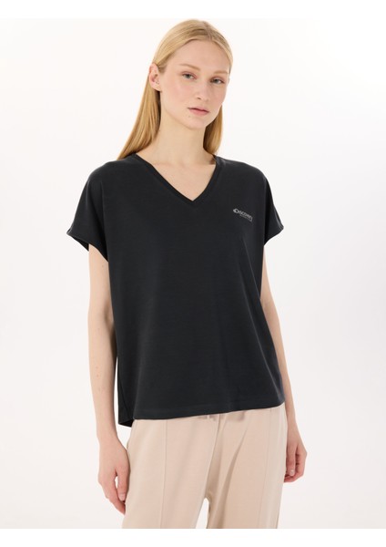 D5SL-TST3544 Siyah V Yaka Relaxed Düz Kadın T-Shirt