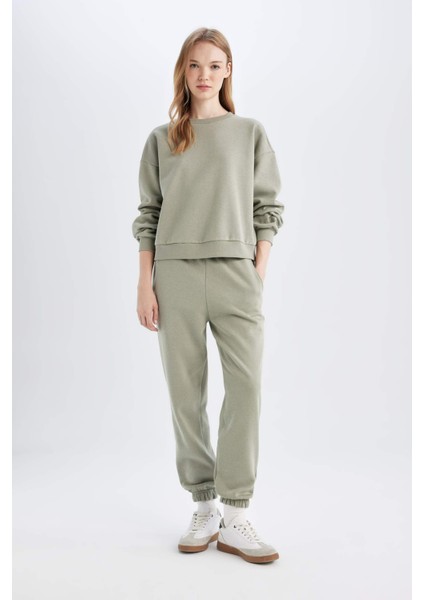 DeFacto Regular Fit Normal Kalıp Basic Düz İçi Kalın Polarlı Eşofman Takımı D8022AXNS