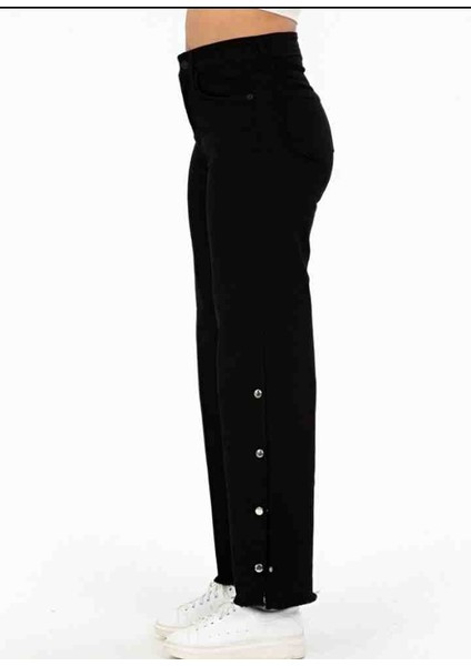 Çıtçıtlı Siyah Kadın Kot Pantolon modelleri