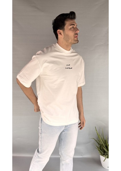 Boncuk Nakış Detay T-Shirt