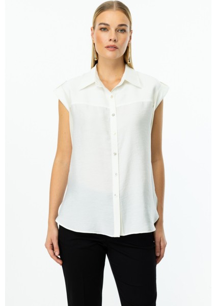 Omzu Apoletli Düğmeli Bluz Beyaz 03050