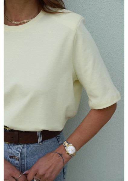 Vatkalı Basic Tshirt fırsatları