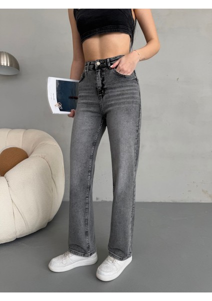 Kadın Yüksek Bel Likralı Straight Fit jean modelleri