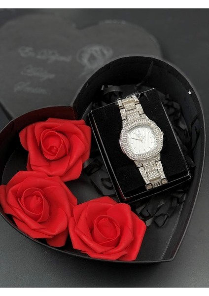 Anneler Günü Hediyesi Özel Kalpli Kutuda Taşlı Saat Anneme En Özel Anneler Günü Hediyesi