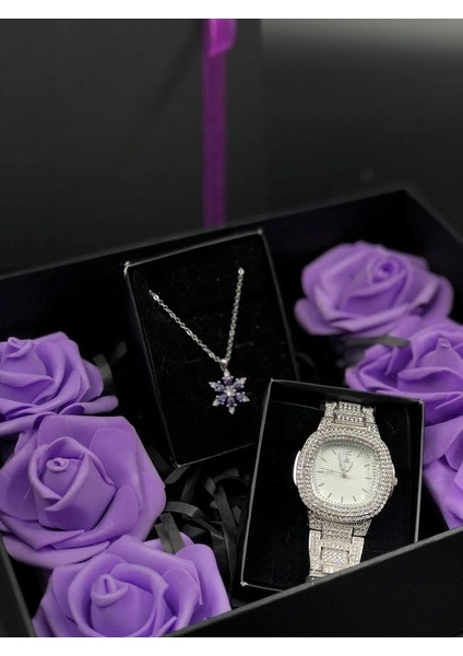 Anneler Günü Hediyesi Özel Kutu Içerisinde Taşlı Saat ve Lotus Kolye