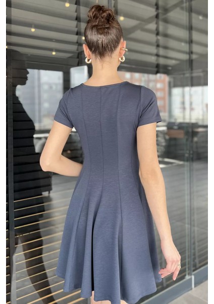 Bisiklet Yaka Kadın Mini Elbise