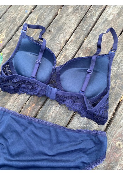 Mavi Dantelli Destekli Sütyen Takımı fırsatları