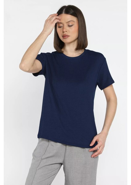 Kadın Bisiklet Yaka Basic Tişört fiyatları