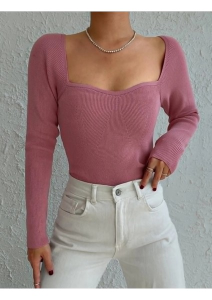 Kadın Pembe Dekolteli Kare Yaka Triko Bluz - Pembe