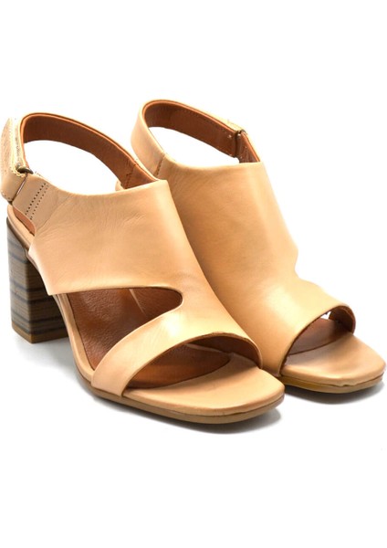 2108502Y Venüs Sandalet