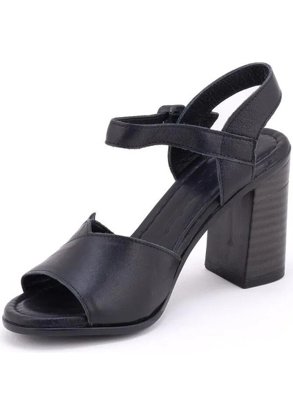 24381830Y Venüs Sandalet modelleri