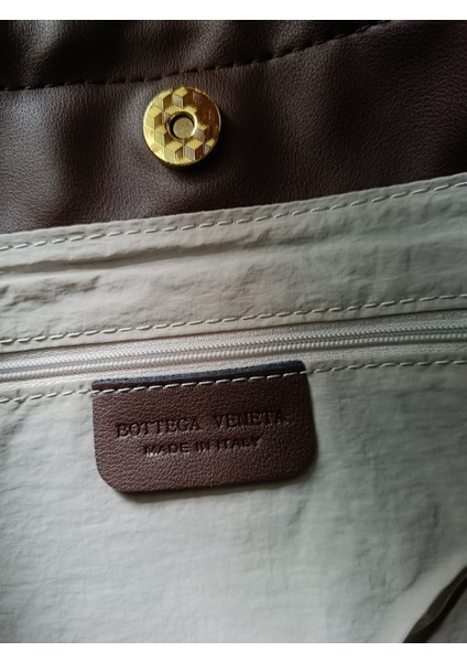Bottega Veneta Modeli Orta Boy Intrecciato Çanta, Deri Çanta, Kahverengi Deri Clutch & Tote Çantalar modelleri