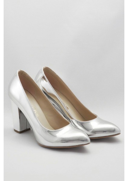 Kadın Moda Şık Gümüş Klasik Topuklu Ayakkabı Topuklu Düğün Nişan Gece Abiye Ayakkabısı