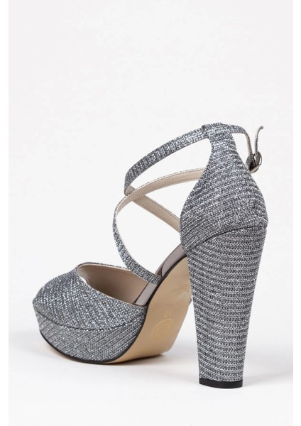 Kadın Moda Şık Gümüş Mercan Topuklu Zarif Tasarım Yüksek Topuk Düğün Nişan Gece Abiye Ayakkabısı modelleri