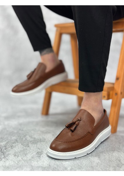 Bağcıksız Püsküllü Erkek Klasik Ayakkabı Taba (Beyaz Taban)