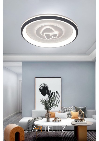 Üçgen Model Modern Plafonyer Avize (50 cm , 3 Renk Işık)