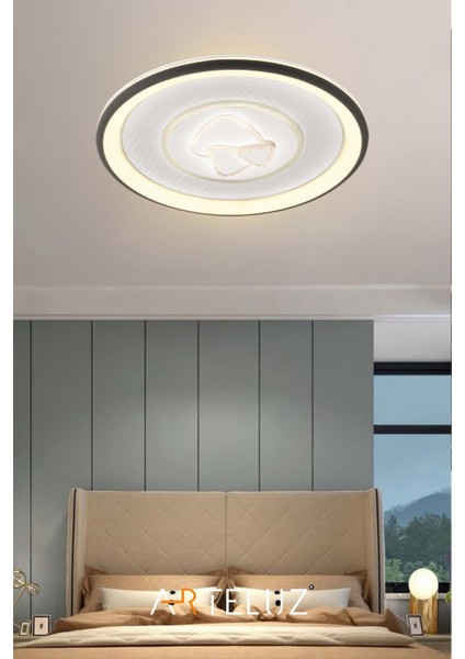 Üçgen Model Modern Plafonyer Avize (50 cm , 3 Renk Işık)