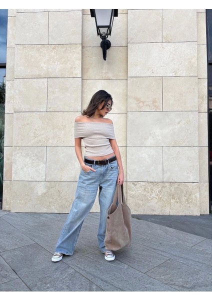 Madonna Yaka Sıfır Kol Bluz fırsatları