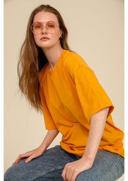 Kadın Hardal/Sarı Oversize Bisiklet Yaka %100 Pamuk Düz Basic Yazlık T-Shirt