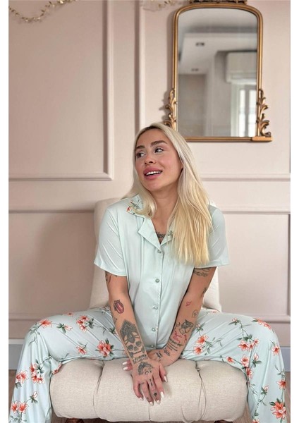 Mint Floral Breeze Exclusive Önden Düğmeli Kadın Pijama Takımı