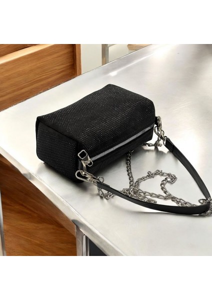 Kadın Taşlı Omuz ve Çapraz Çanta modelleri