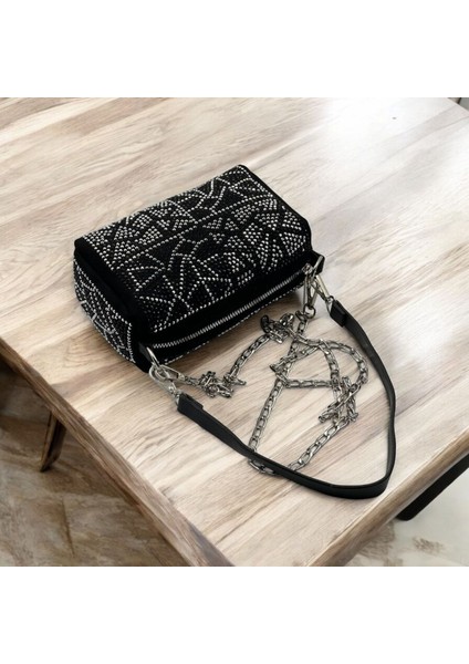 Kadın Taşlı Omuz ve Çapraz Çanta modelleri