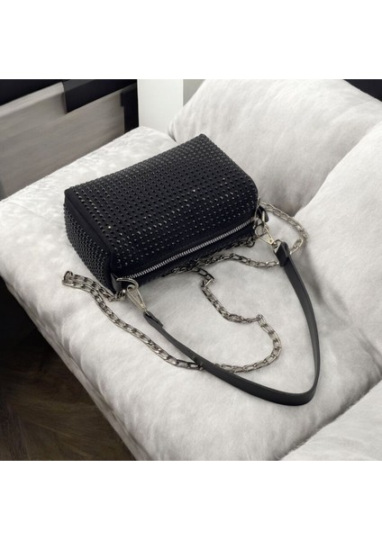 Kadın Taşlı Omuz ve Çapraz Çanta modelleri