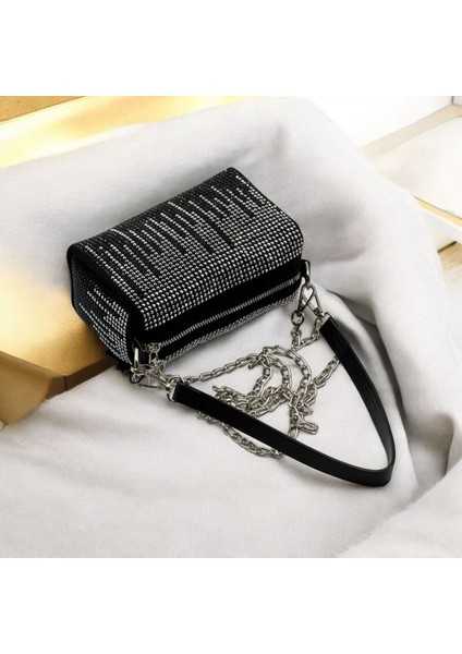 Kadın Taşlı Omuz ve Çapraz Çanta modelleri