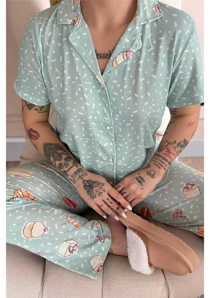 Mint Macoron Desenli Kısa Kol Önden Düğmeli Kadın Pijama Takımı indirimleri