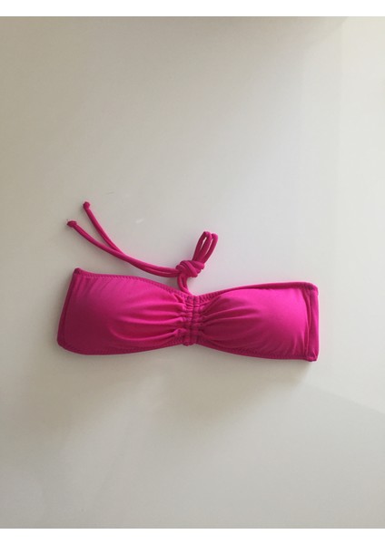 Pembe Straplez Dar Kalıp Bikini Üstü