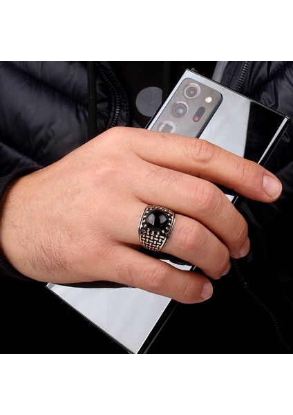 Onix Taşlı Örgü Model 925 Ayar Gümüş Erkek Yüzük fırsatları