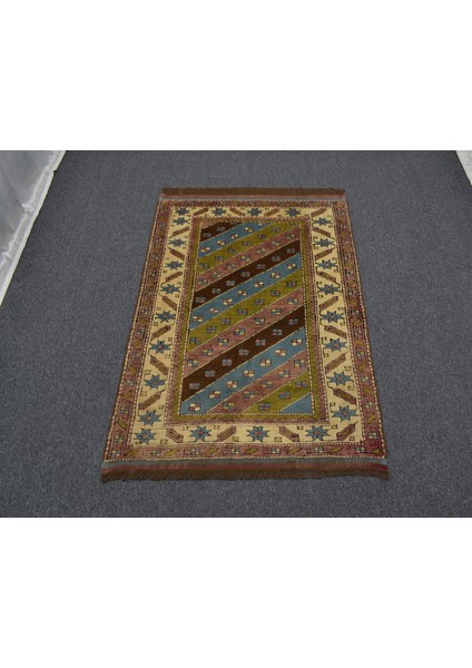 El Dokuma Benzersiz Kabartmalı Şal Model Kars Yörük Yün Halı 5878