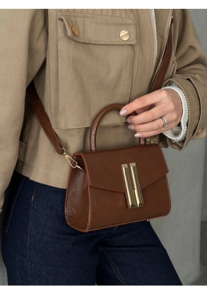Mais Taba Tasarım Aksesuarlı Kutu Model Kadın Omuz Çantası