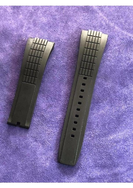 Tag Heuer Uyumlu Siyah Silikon Kordon 26 mm indirimleri