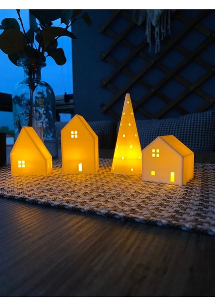 Kış Evleri 4 Parça Tealight Mumluk Noel Evleri 3 Ev 1 Çam Ağacı Dekoratif Ev Biblo Yılbaşı Süsleri