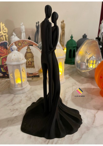 Romantik Çift Biblo - 20 cm Şık ve Modern Masaüstü Biblo Dekorasyon Hediye Figür Ev Ofis indirimleri