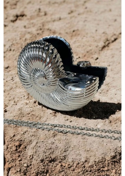 Seashell Gümüş Zincir Askılı Portföy Kadın El ve Omuz Çantası
